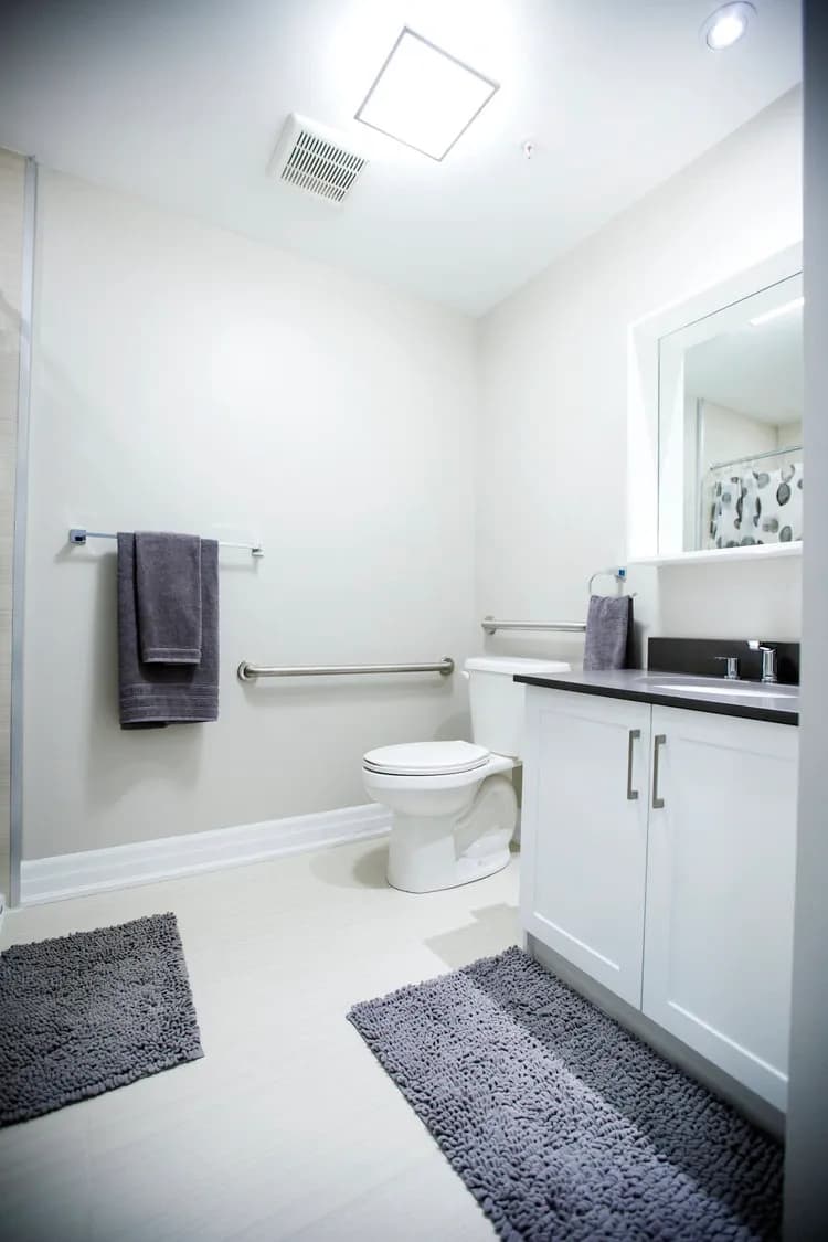 SUNDIAL LAKEVIEW RETIREMENT RESIDENCE gallery 3