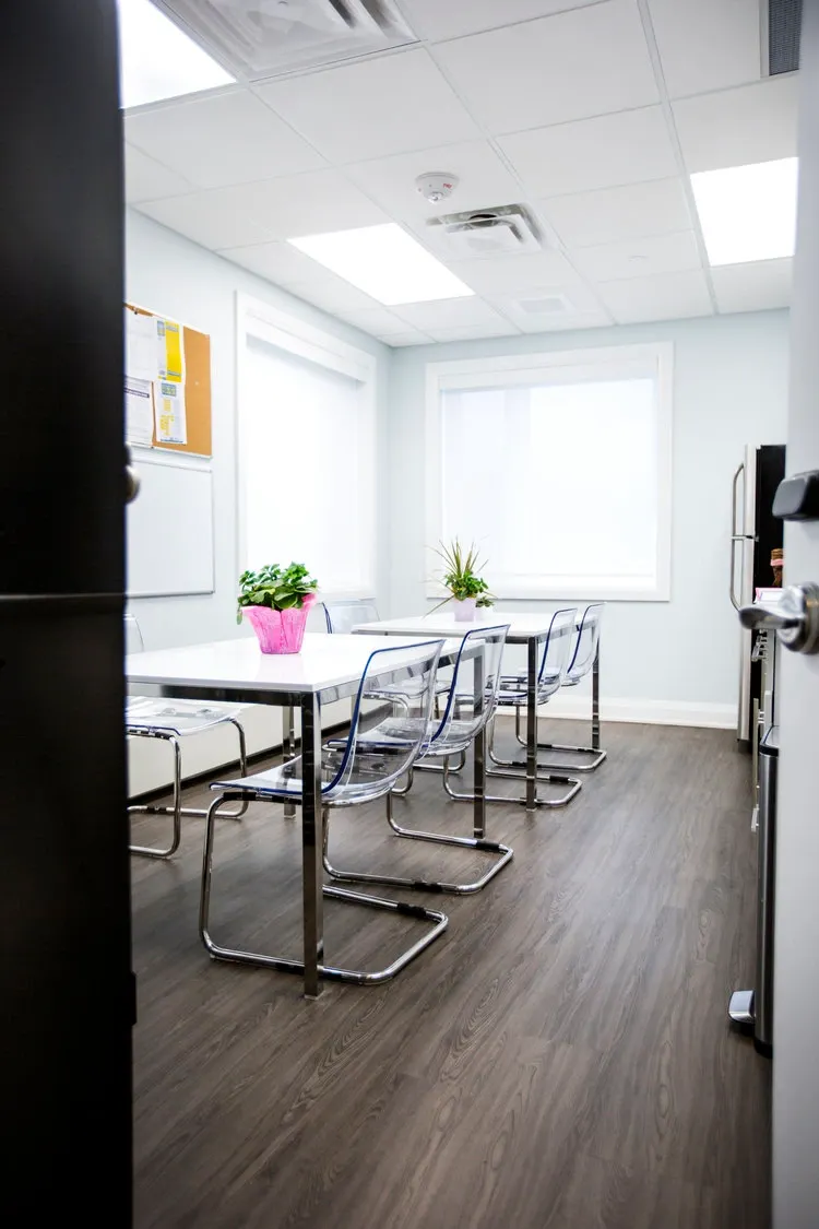 SUNDIAL LAKEVIEW RETIREMENT RESIDENCE gallery 6